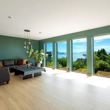 Central Sea View Villa Stord Exterior photo